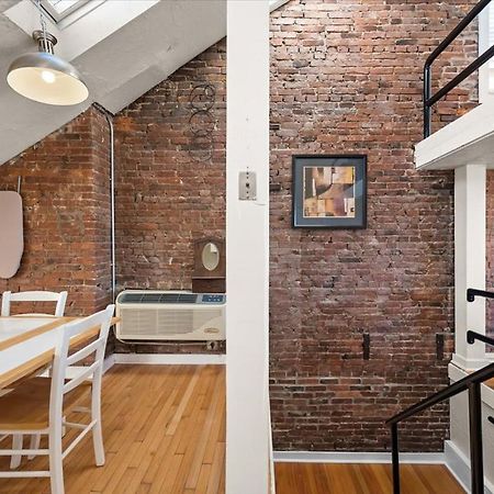 Skyline At Your Door - Studio With A View Pittsburgh Exterior photo